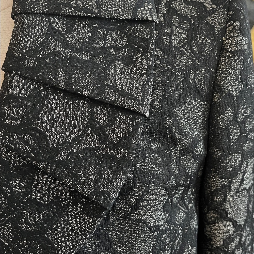 Vintage Le Suit Black and Gold Floral Mesh Crop Open Blazer Size 16 - Picture 7 of 9